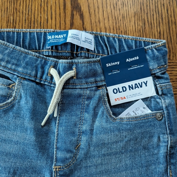 👑 NWT 5T Old Navy Skinny Jeans - Picture 3 of 3